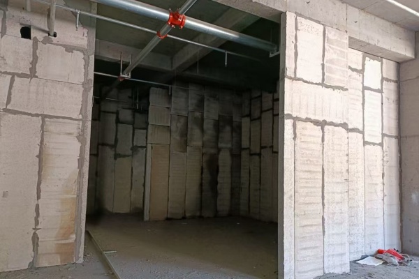 绿标水泥轻质隔墙板施工现场